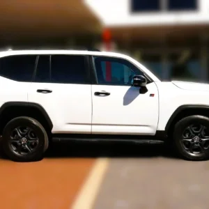 Toyota Landcruiser LC300 3.3L 5 seats 2023